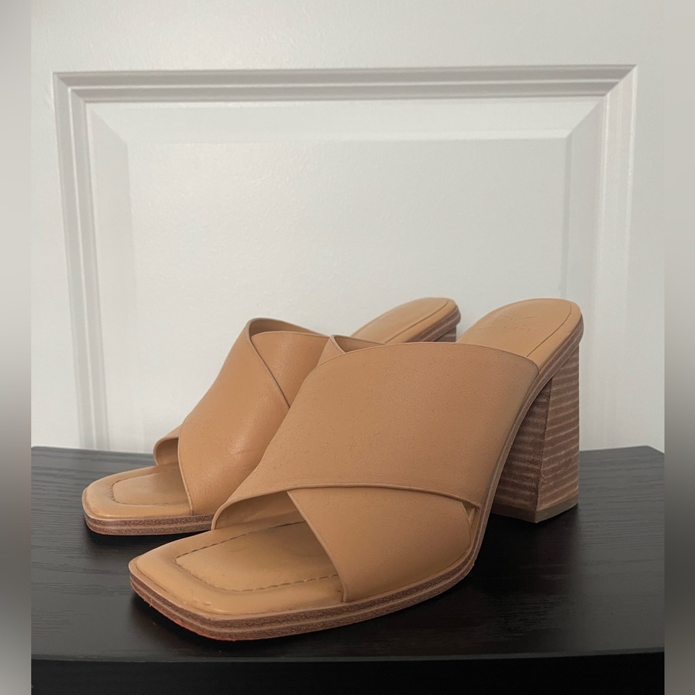 Women’s Marc Fisher Block Heel Sandals, size 7.5